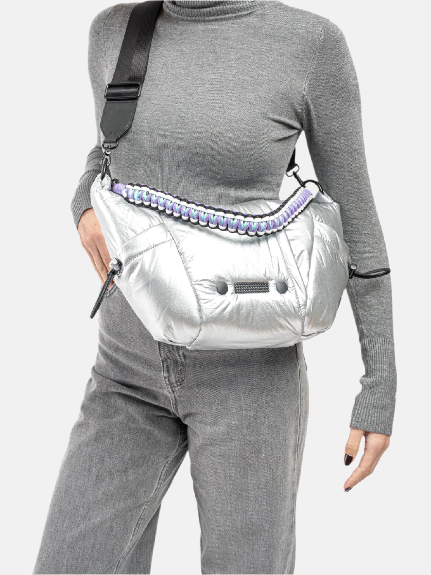 #color_SILVER