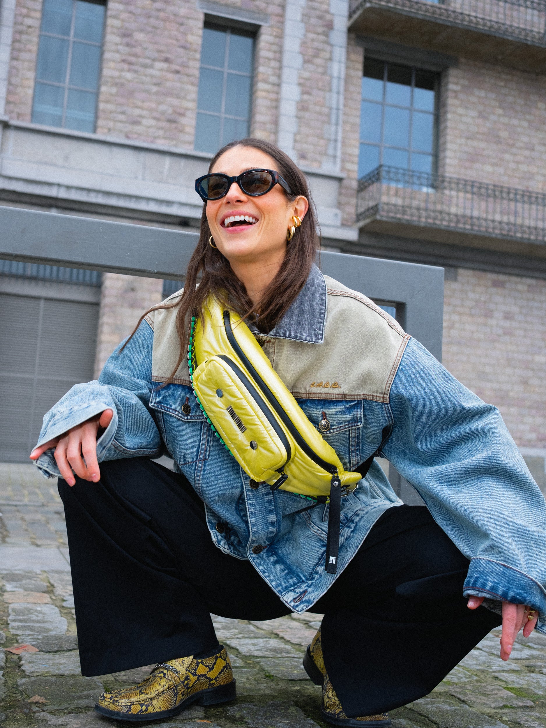 #color_PALE YELLOW